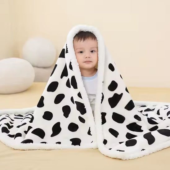 Couverture bébé noir cadi