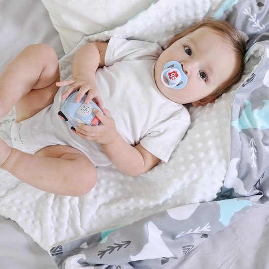 Couverture bébé   blan